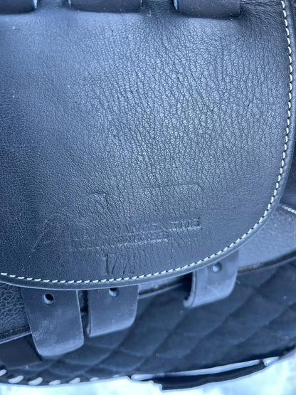 GK Springsattel Schwarz 17,5“ [NEU] - Pferdesattel Shop