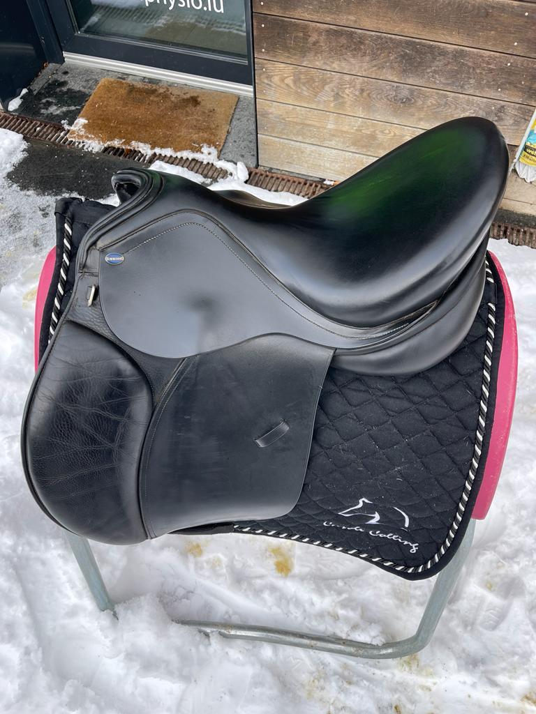 Euroriding Opal Sensitive Schwarz 17,5“ Vielseitigkeitssattel
