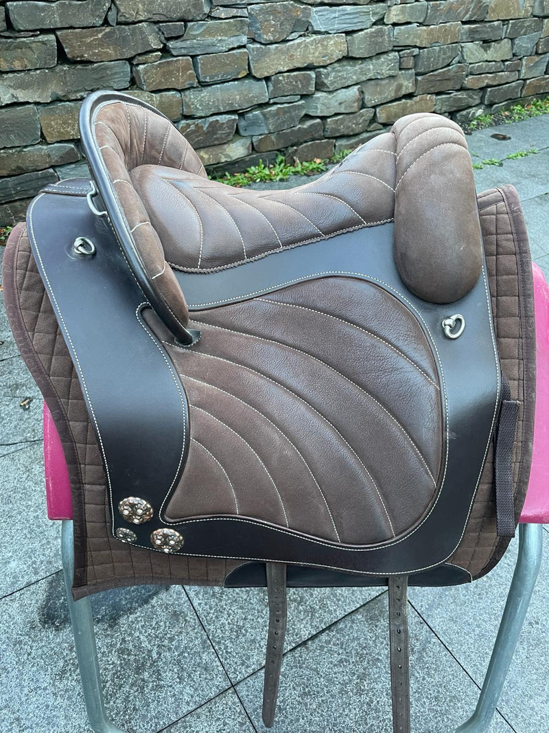 Deuber & Partner Espera S2 braun Chesnut Barocksattel