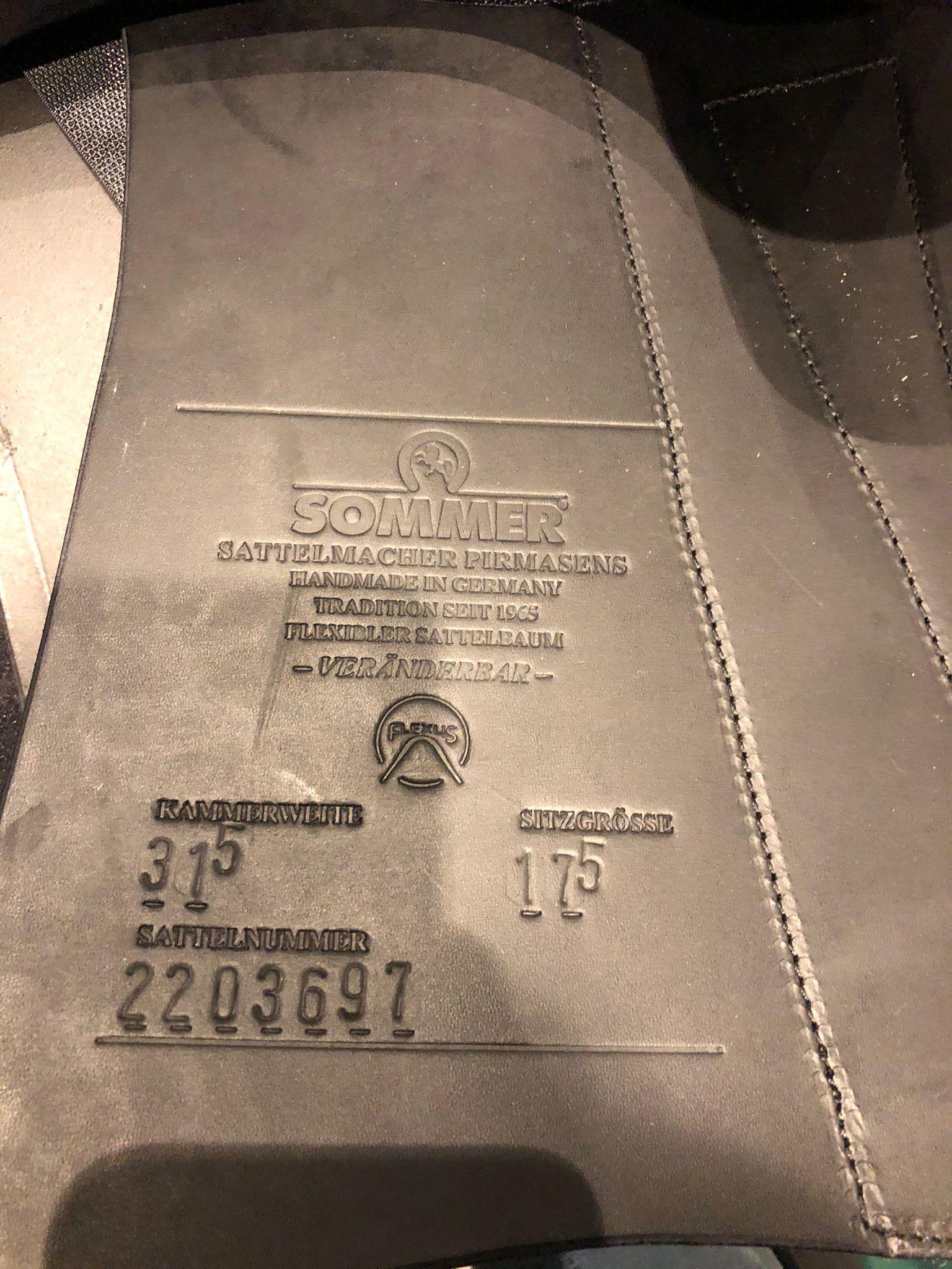 Sommer Somero Classic DS 17,5" Kroko Schwarz Dressursattel [NEU] - Pferdesattel Shop